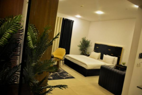 Royal Studio Suite